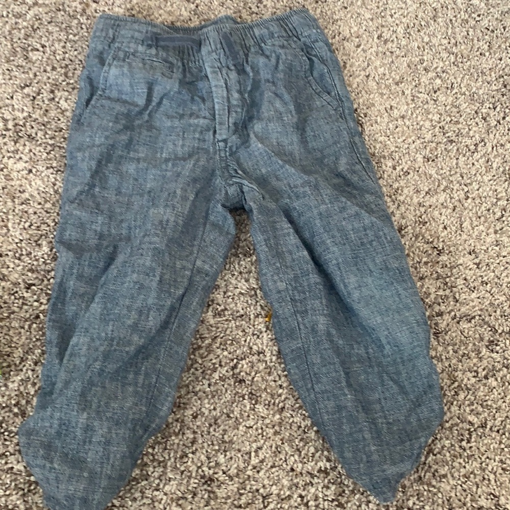 baby Gap roll up lightweight jeans, size 4t